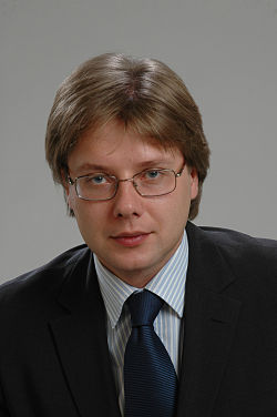 Ушаков Нил Валерьевич